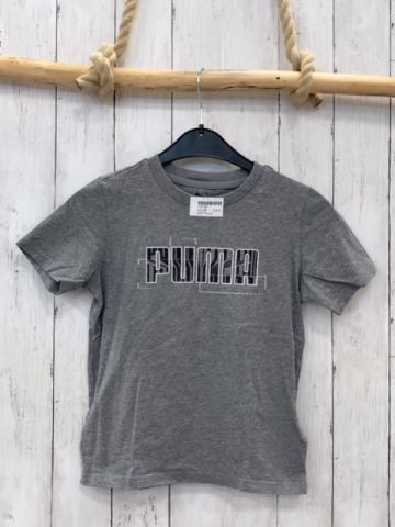 Puma  T--Shirt  Gr. 140  hellgrau + schwarz weiße Schrift