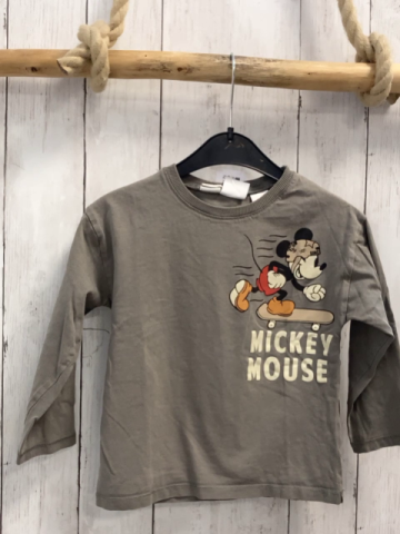 Zara  Langarmshirt  Gr. 98  hellgrau Micky Mouse mit Surfbrett Schrift 