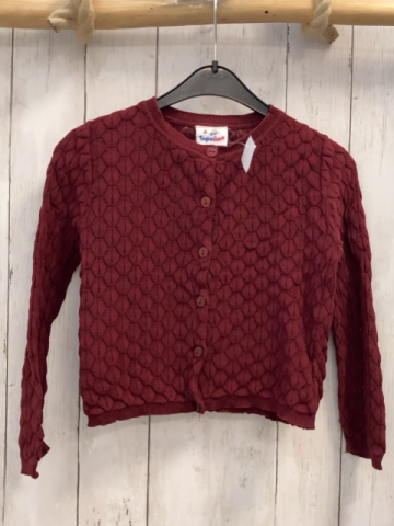  Strickjacke Gr. 122  bordeauxrot Lochmuster