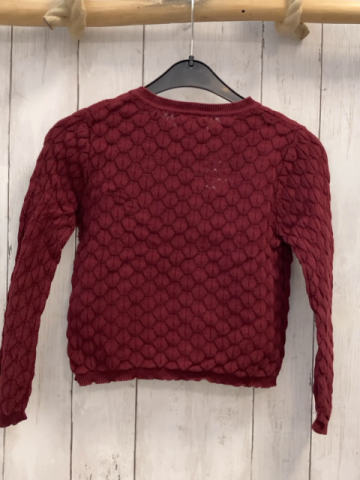  Strickjacke Gr. 122  bordeauxrot Lochmuster