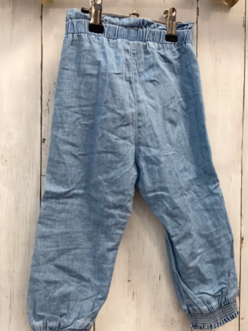  Hose Gr. 86  blau gestickte Schmetterlinge Gürtelband