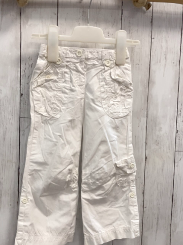 Marks & Spencer  Hose  Gr. 92  weiß aufgesetzte Taschen 