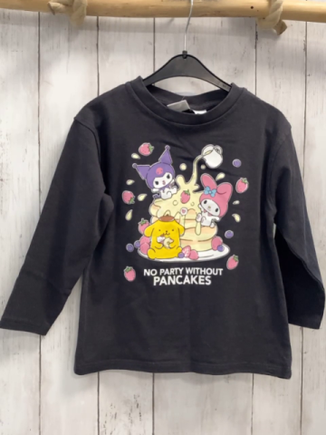 Zara  Pullover  Gr. 122  grau Torte mit Figren Schrift 