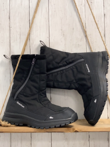 Decathlon  Boots  Gr. 40  schwarz 