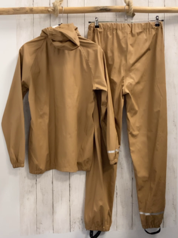 neu 2tlg Name it  Regenanzug  Gr. 164  hellbraun gummiert 