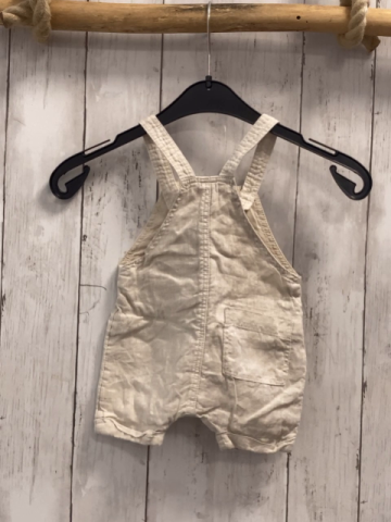 H&M  Latzshorts  Gr. 56 beige