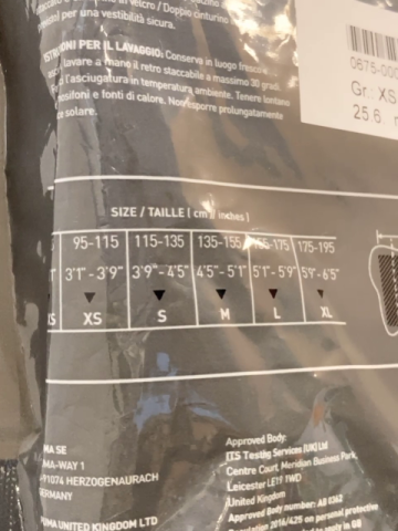 neu Puma  Schienbeinschoner  Gr. XS schwarz silber 