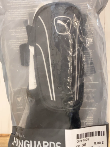 neu Puma  Schienbeinschoner Gr. XS  schwarz silber