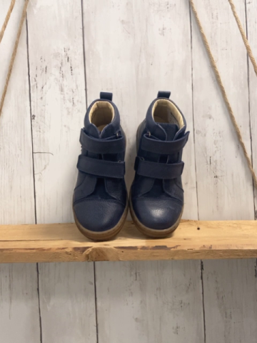 neu RAP Schuhe  Gr. 27  blau Leder mit Stern 