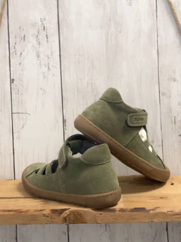 neu Richter  Schuhe  Gr. 26  oliv Velourleder Mystic 