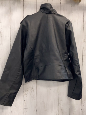 neu  Jacke  Gr. 146/152  schwarz lederoptik silber Reißverschlüsse 