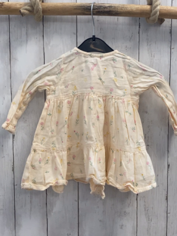 Reserved  Bluse  Gr. 80  creme Blumen Struktur 
