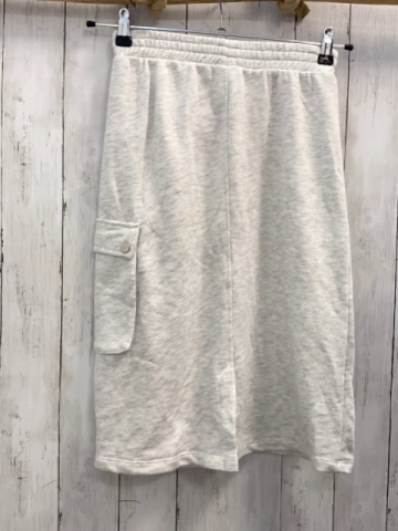 Zara  Rock Gr. 152  hellgrau 