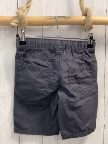  Shorts Gr. 116  grau Kordel