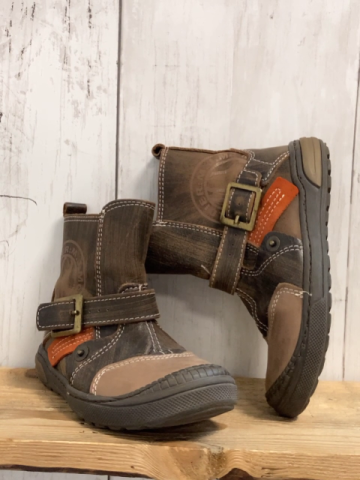   Boots Gr. 25  braun hellbraun rostrot weiße Nähte 