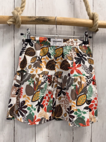   Rock Gr. 134  weiß bunte Blätter 