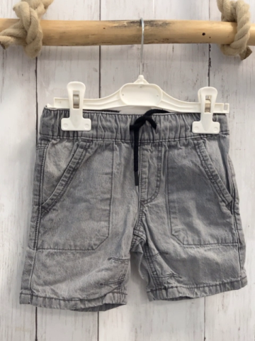 Shorts  Gr. 98  grau Jeans schwarze Kordel