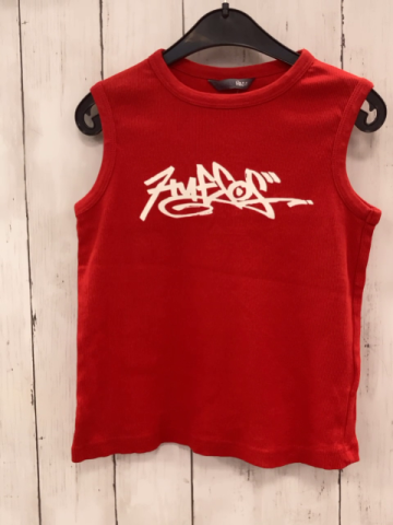 H&M  Top  Gr. 116  rot Rippen weiße Schrift 