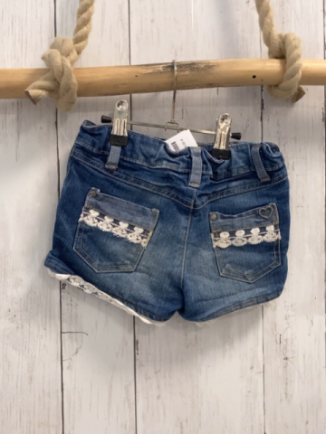   Shorts  Gr. 104  blau Jeans weißer Saum Bund verstellbar 