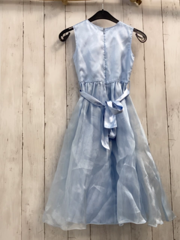   Kleid  Gr. 116  hellblau transparenter Überrock Gürtelband mit Blumen 