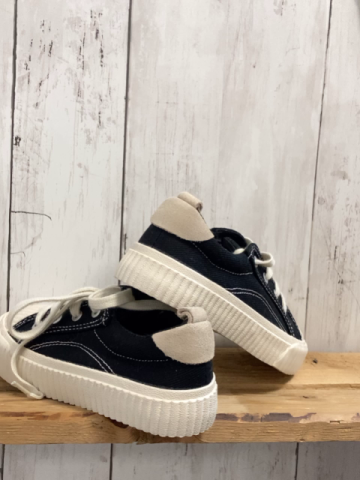 neu Zara  Leinenschuhe  Gr. 28  schwarz creme NP25,95 € 