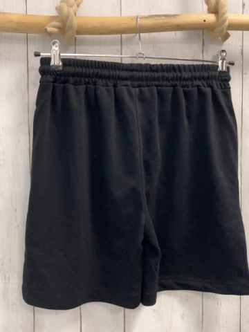   Shorts Gr. 158/164  schwarz weißes Schrift 