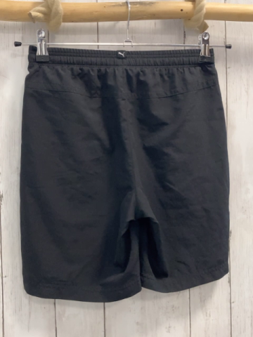 Puma  Sportshorts  Gr. 152  schwarz weiß grau grüne Schrift 