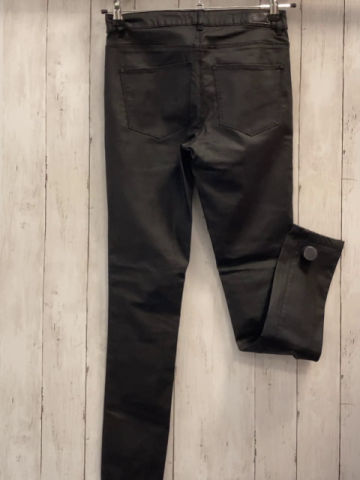 Only  Hose  Gr. 32  schwarz lederoptik 