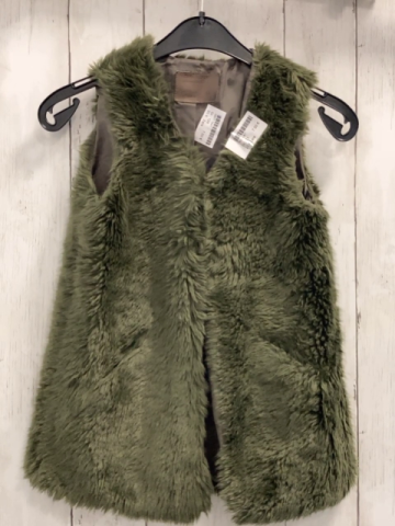 Zara  Weste  Gr. 128  grün Fell 