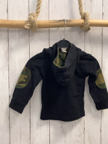  Langarmshirt Gr. 80  schwarz weiße Schrift camouflage