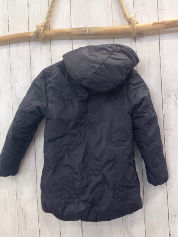   Winterjacke   Gr. 122  blau gestickte Blumen Kapuze mit blauem Plüschfutter 