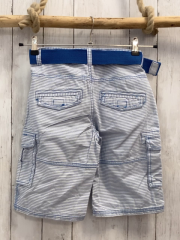 2tlg  Shorts + Gürtel Gr. 152  weiß hellblaue Strefen + hellblau 