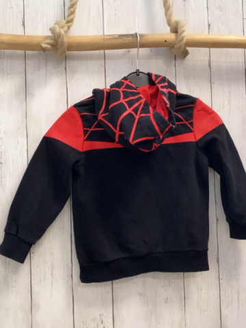  Pullover  Gr. 104  schwarz rot Spiderman Kapuze 