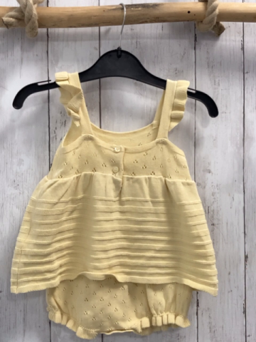 Stitch & Bean  Playsuit Gr. 74  gelb Strick mit Rippen + Lochmuster 