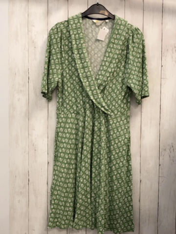 Boden  Kleid  Gr. 164/170  lindgrün weiße Blüten + Blätter 