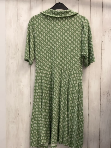 Boden  Kleid  Gr. 164/170  lindgrün weiße Blüten + Blätter 