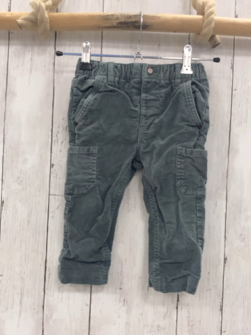  Hose Gr. 86  mint Kord gefüttert