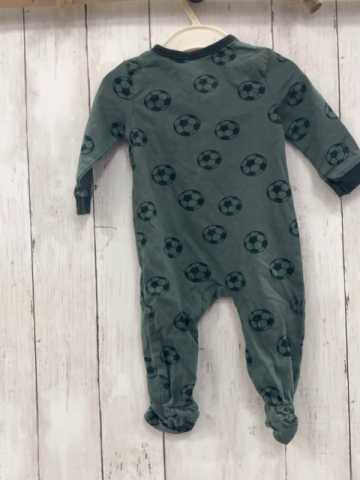  Schlafanzug Gr. 68  grün Fußbälle