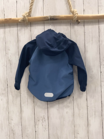  Softshelljacke Gr. 92  hellblau dunkelblaue Ärmel + Kapuze