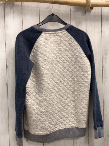  Pullover  Gr. 146/152  hellgrau weinrote Schrift blaue Ärmel blau hellgrauer Streifenbund 