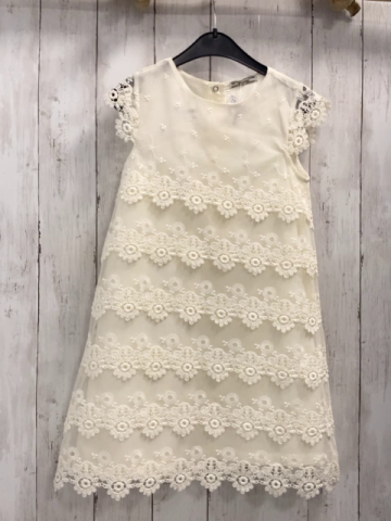 Mayoral  Kleid  Gr. 128  zweilagig creme Überkleid mit Blumenstickreei 