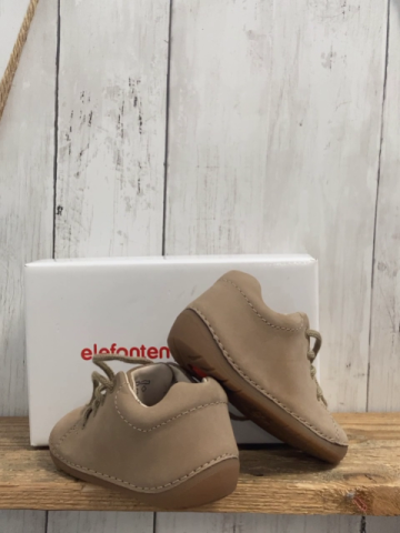 neu Elefanten  Schuhe  Gr. 21  beige Baby Lulu Light 