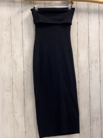 zara Kleid Gr. S schwarz trägerlos