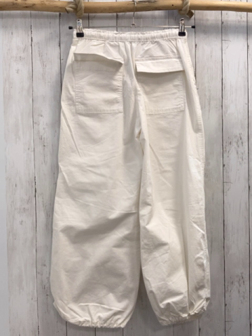 H&M  Hose  Gr. 158   weiß aufgesetzte Taschen Gummizugbund + -saum 