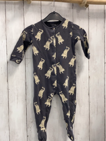 Next  Schlafanzug  Gr. 80  grau beige Leoparden 