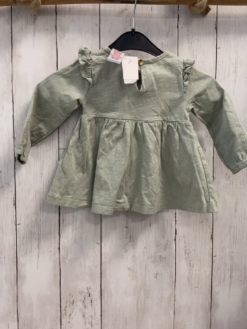 Tahari  Langarmshirt  Gr. 80  mint gesmoktes Vorderteil 