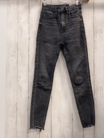 Stradivarius Hose Gr. 36  grau Jeans 