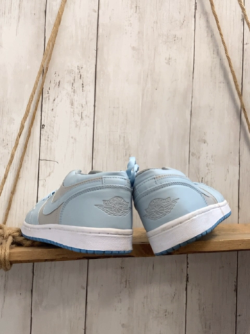 Nike Schuhe Gr. 39  hellblau grau