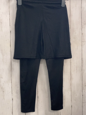  Sportleggings Gr. 134  schwarz mit Shorts 