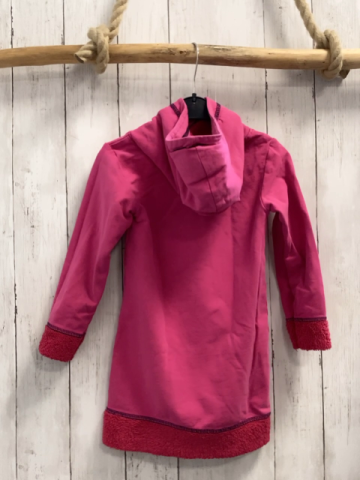 Jako-o  Kleid  Gr. 104  pink Kapuze rotes Plüschherz + -bund 